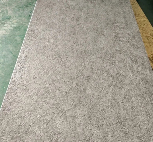 PVC falpanel dombornyomott világosszürke