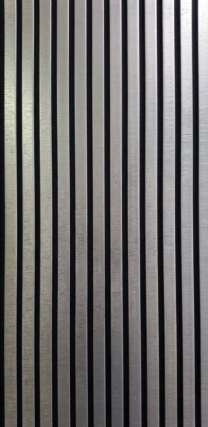 Akusztikus falpanel | Vízszintesen szálcsiszolt Ezüst | 60×275 cm