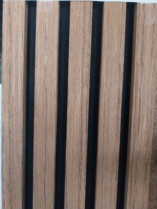 Akusztikus falpanel | Lamellák 3 oldalán Sötét tölgy | 60×275 cm | Vastag filccel